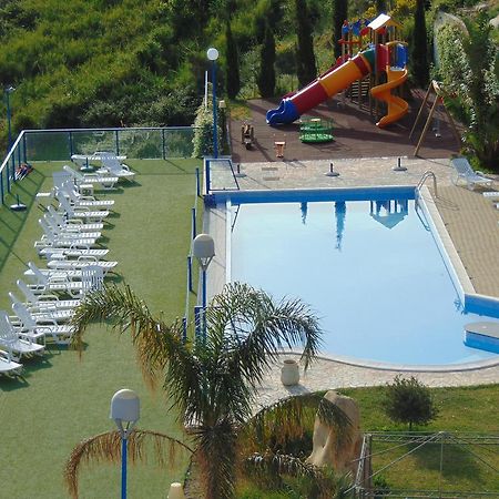 Tus'Hotel Apartments Туза Екстер'єр фото