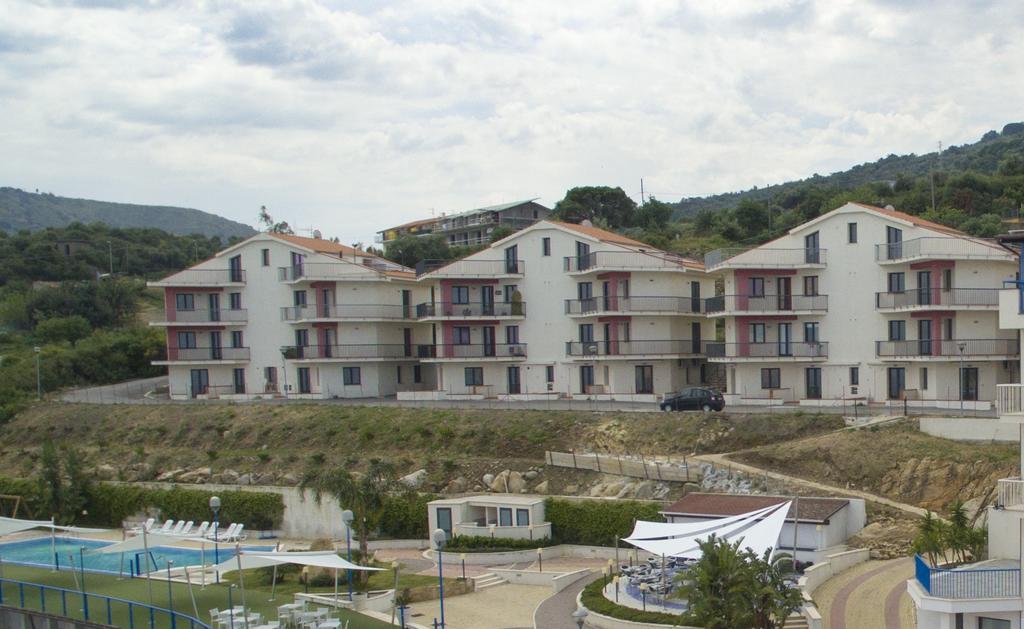 Tus'Hotel Apartments Туза Екстер'єр фото